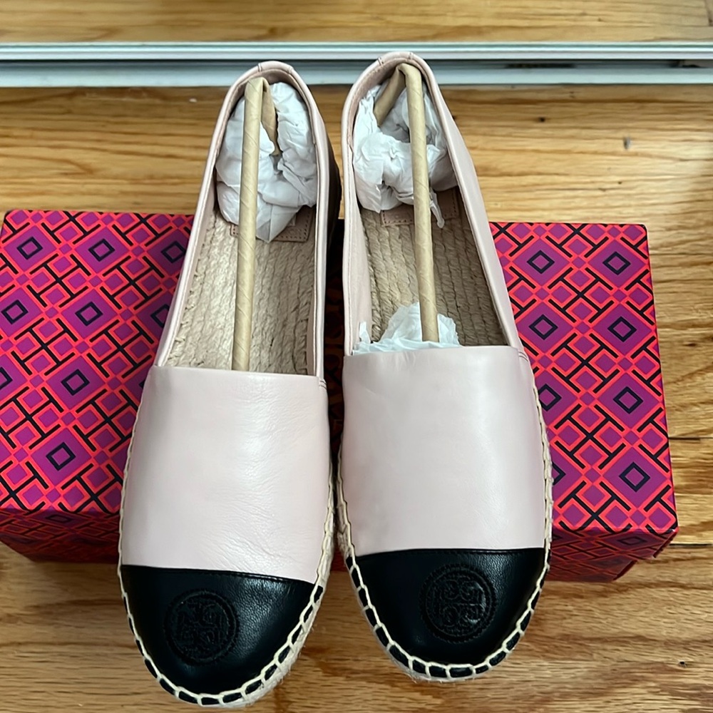Brand new Tory Burch seashell pink espadrilles size 7